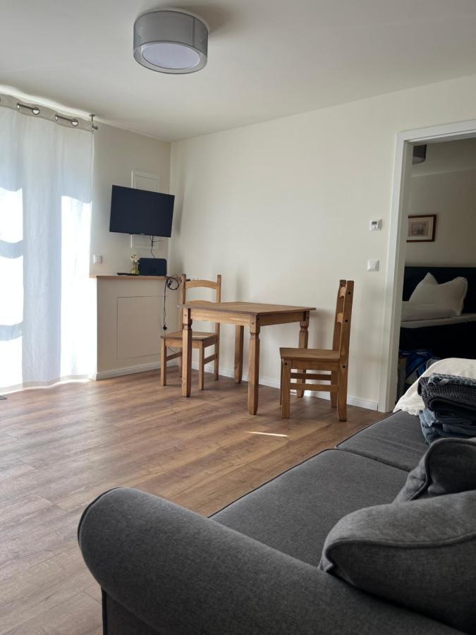 Im Zentrum, Praktisch Und Ruhig Greifswald Esterno foto